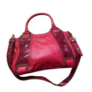 Maxx New York bag w/adjustable straps